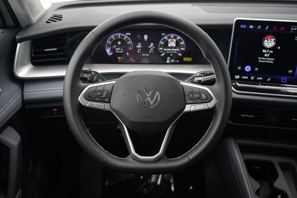 New 2026 Volkswagen Tiguan SE AWD/4WD image 9