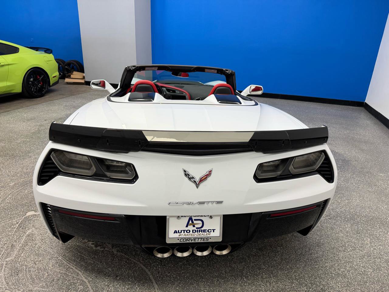 Used 2015 Chevrolet Corvette Z06 w/ 3LZ Preferred Equipment Group image 9
