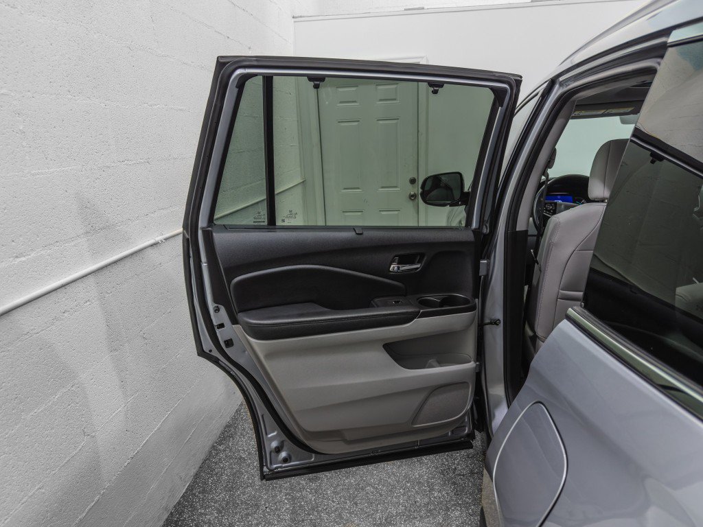 Used 2022 Honda Pilot Touring image 16
