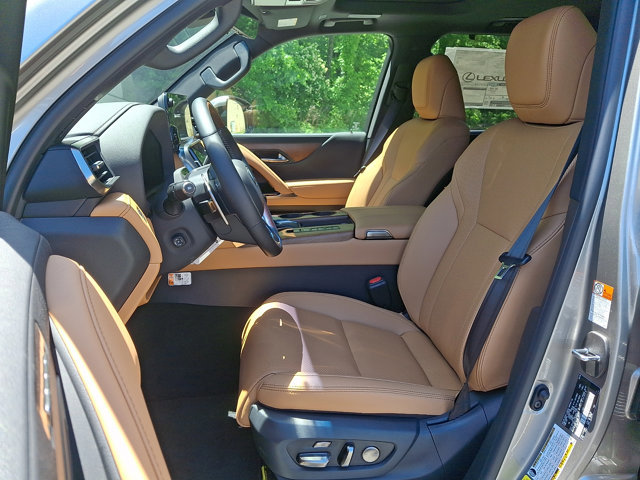 New 2026 Lexus LX 600 4WD w/ Luxury Package image 9