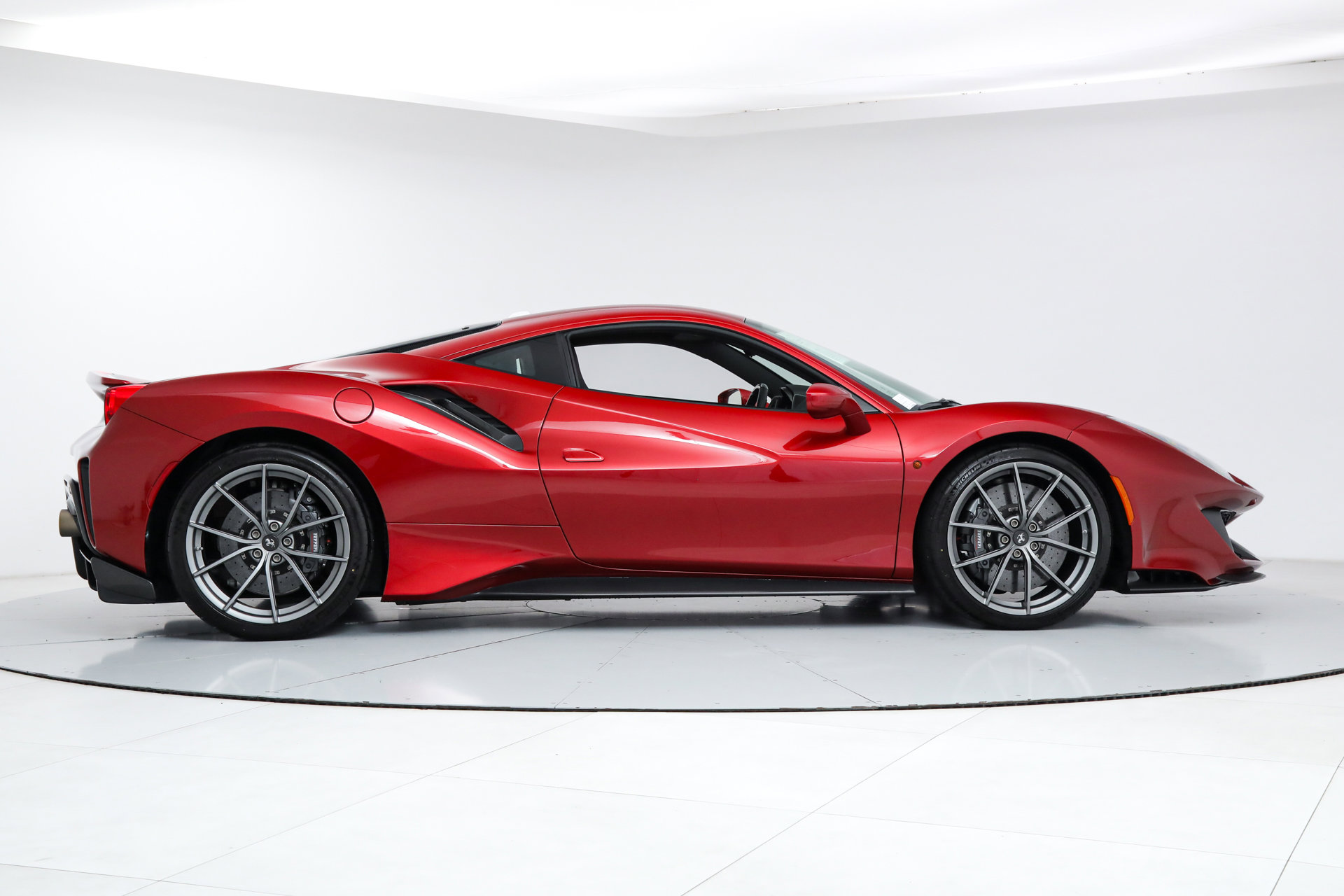 Certified 2019 Ferrari 488 Pista image 30