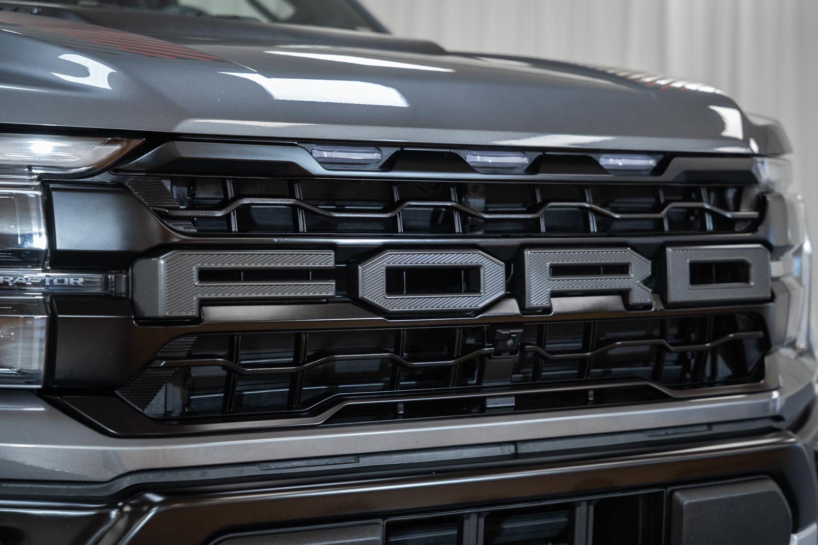 Used 2025 Ford F150 Raptor image 15