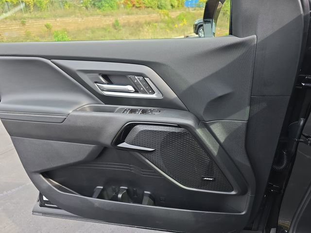 New 2025 Chevrolet Silverado EV LT image 27