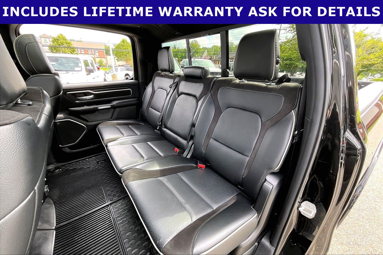 Used 2024 RAM 1500 Laramie AWD/4WD image 22