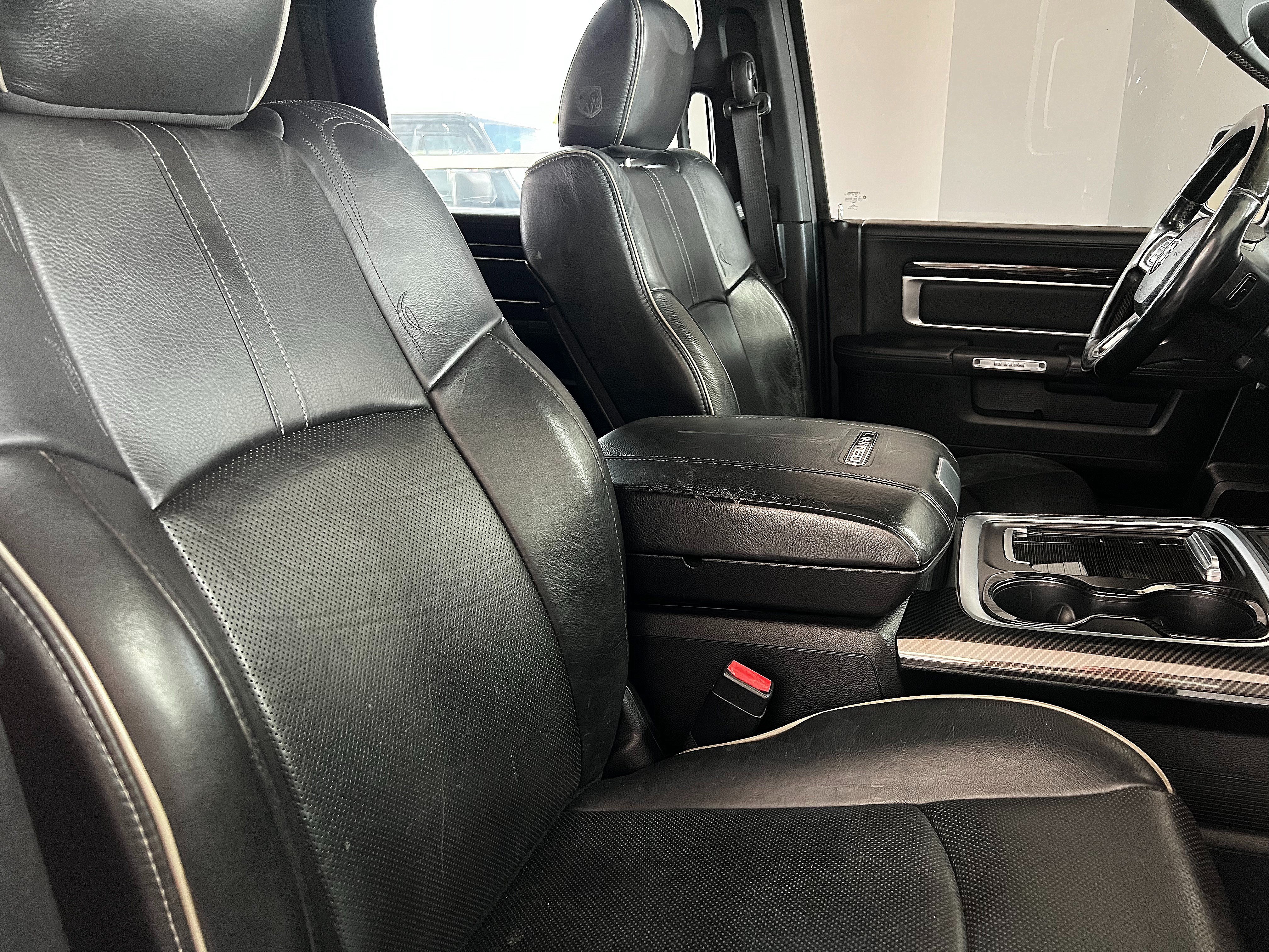 Used 2016 RAM 1500 Limited AWD/4WD image 28