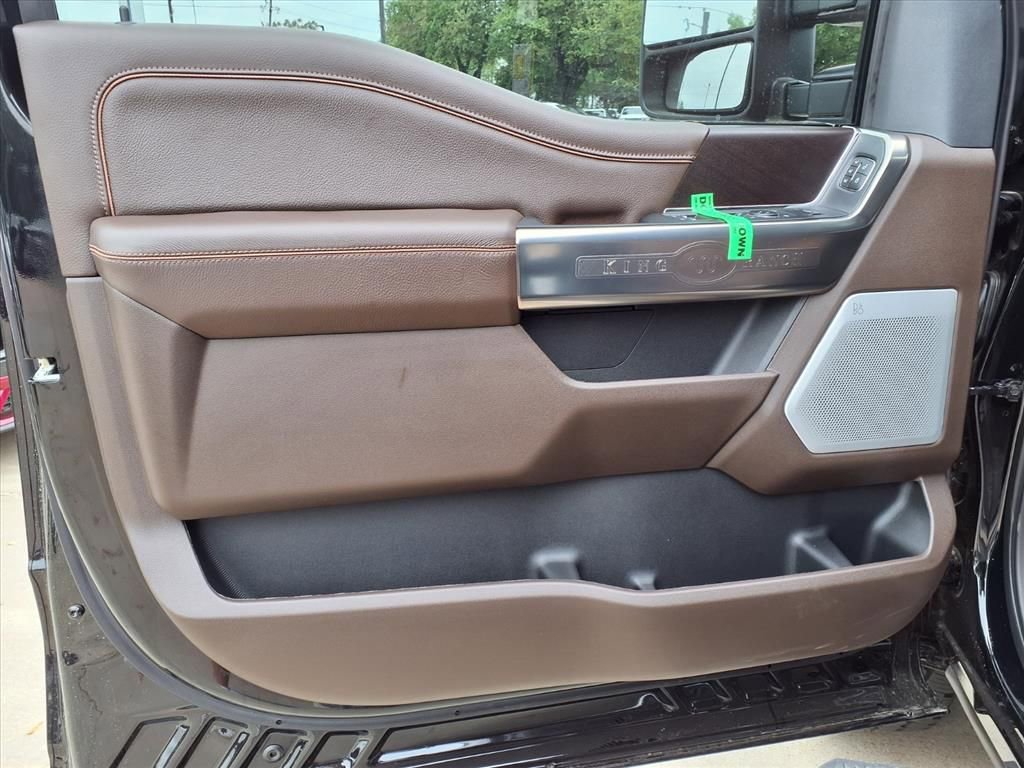 New 2026 Ford F250 King Ranch w/ Chrome Package image 24