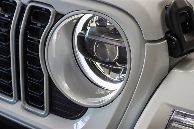 New 2024 Jeep Wrangler Unlimited Sahara image 35