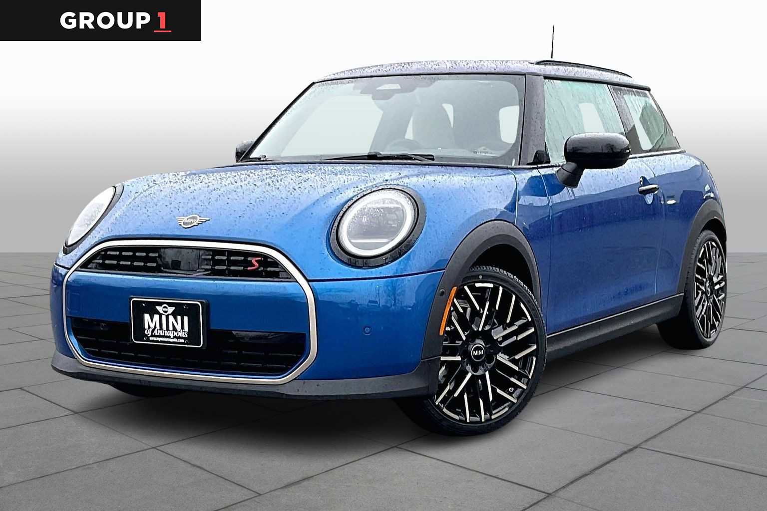 Used 2025 MINI Cooper S FWD image 1