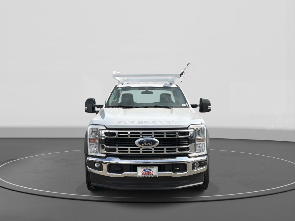 New 2026 Ford F450 XL w/ XL Chrome Package RWD image 2