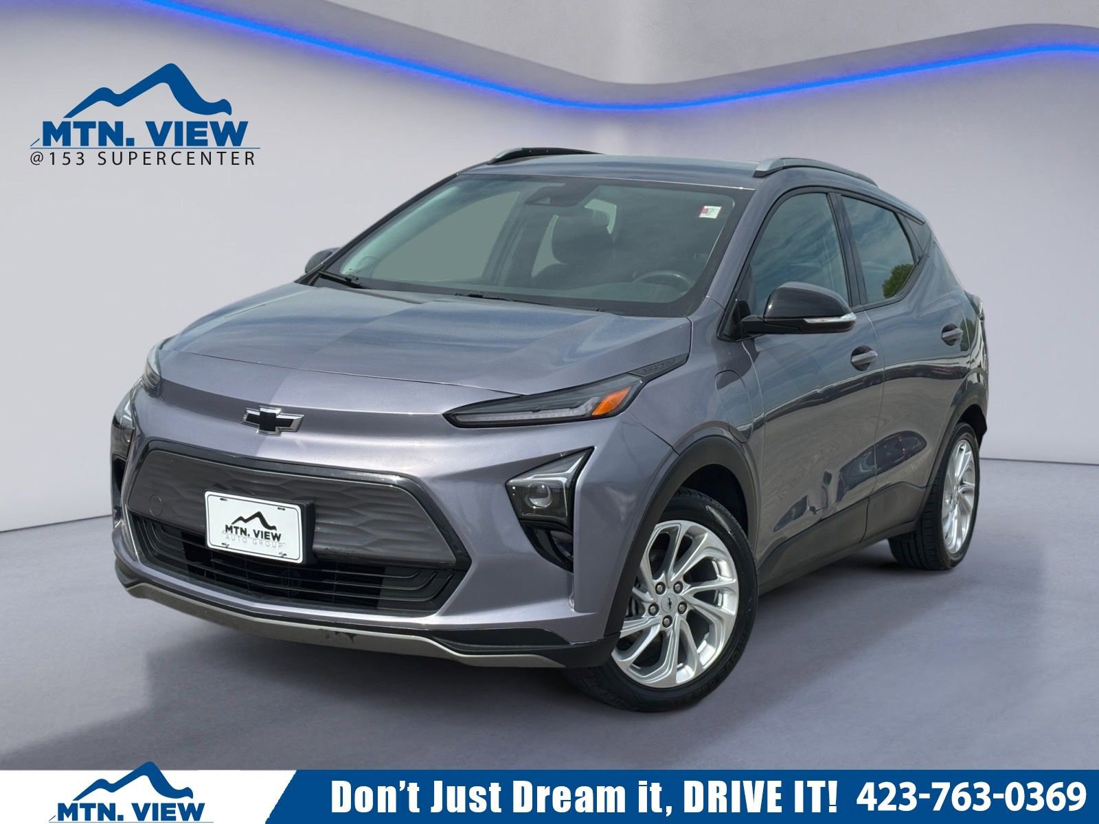Used 2023 Chevrolet Bolt EUV LT FWD image 1