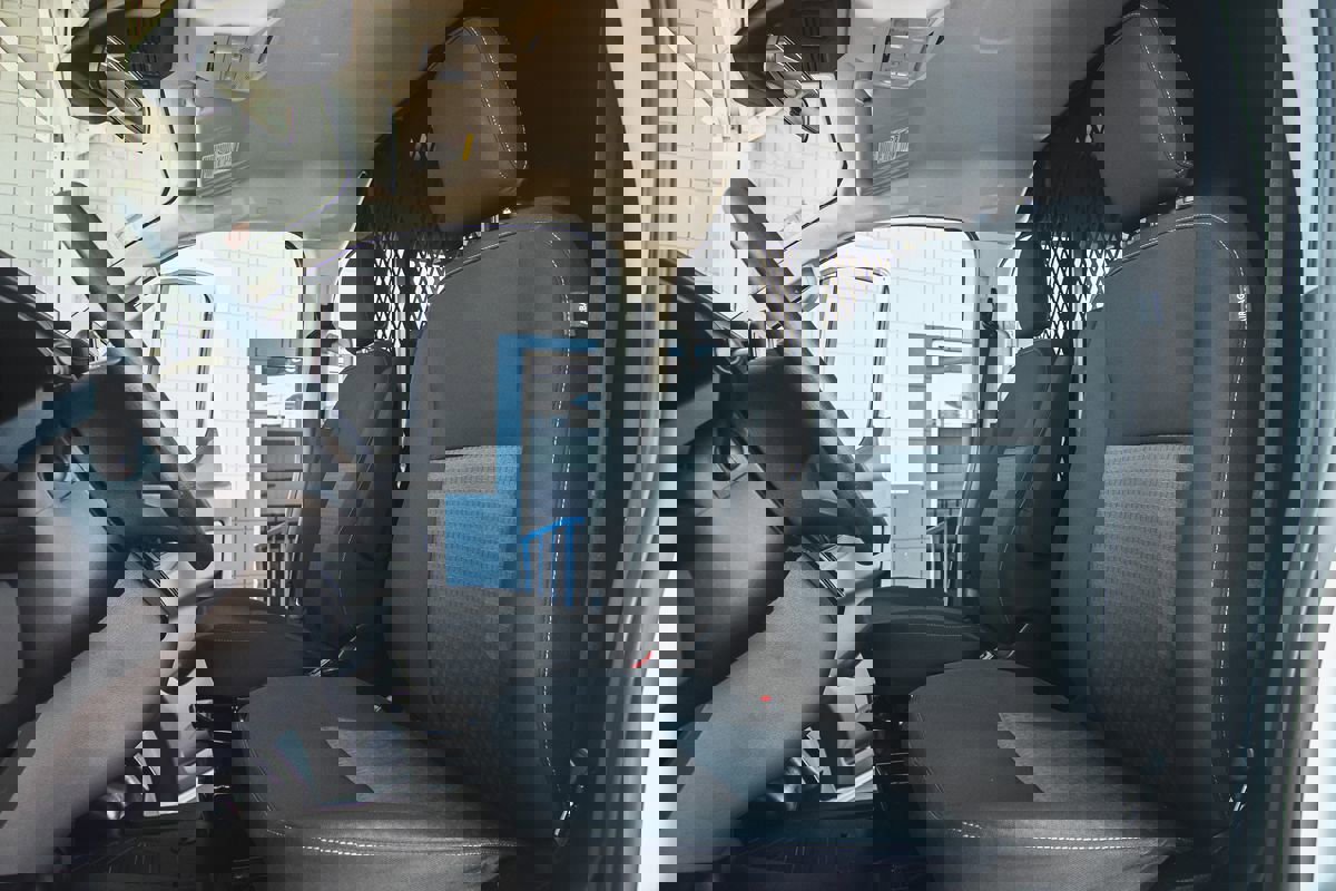 Used 2023 Ford Transit 250 T-250 RWD Low Roof w/ Exterior Upgrade Package image 7