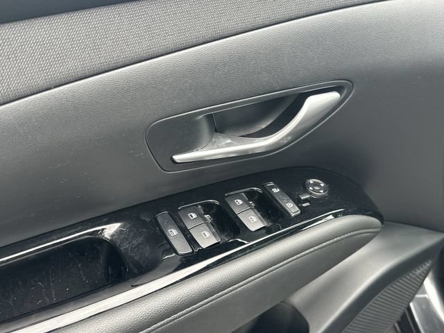 Used 2024 Hyundai Tucson Limited FWD image 19
