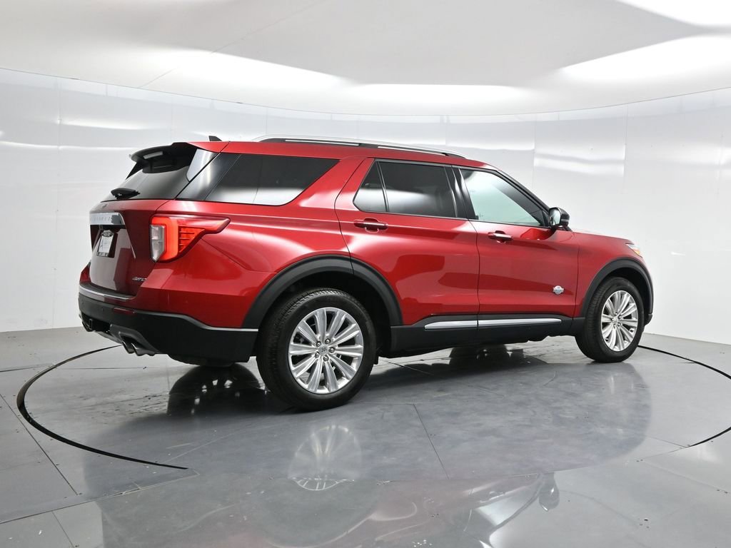 Used 2024 Ford Explorer King Ranch w/ Technology Package image 36