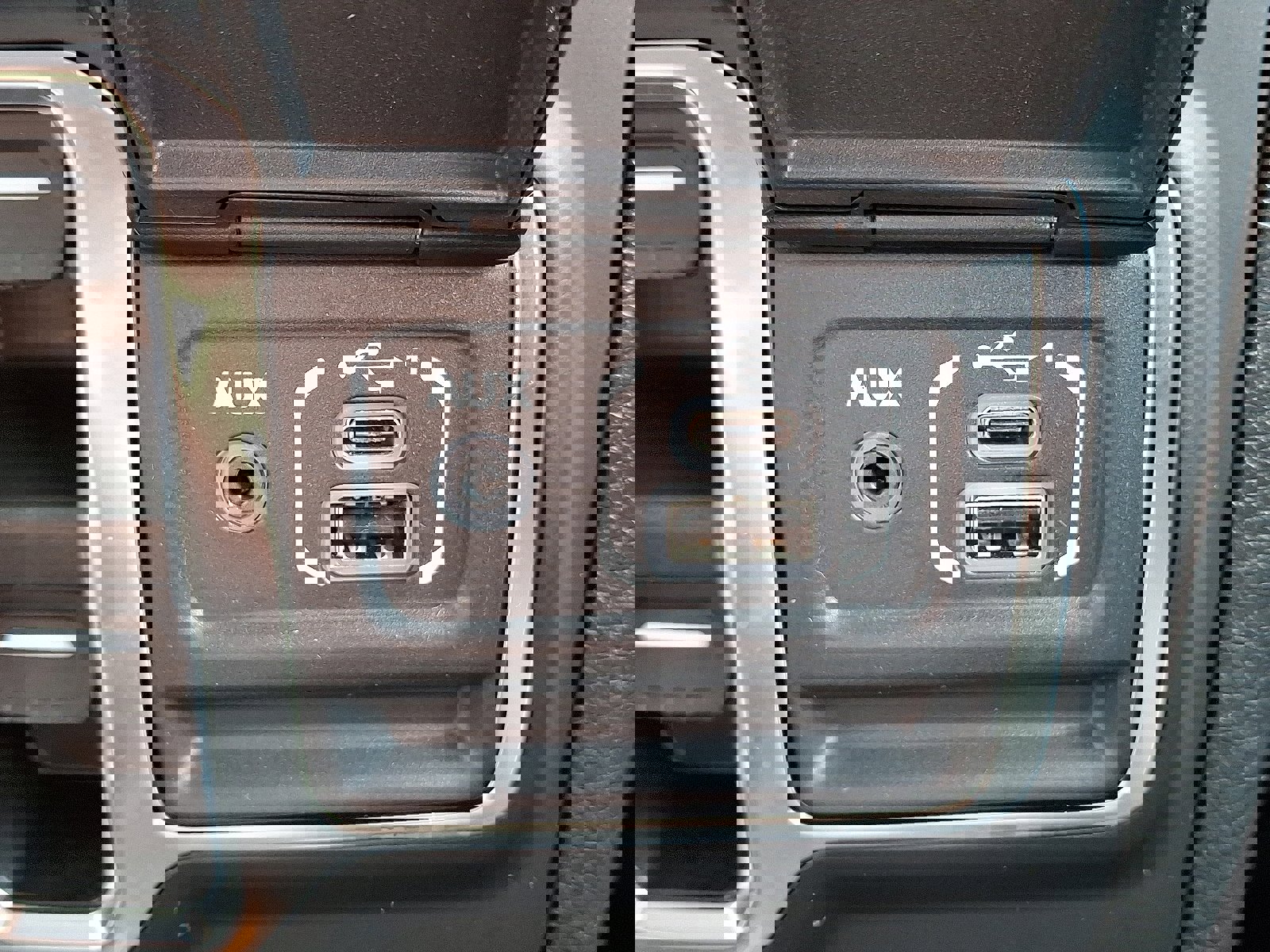 Used 2023 Jeep Wrangler Unlimited Sahara image 23