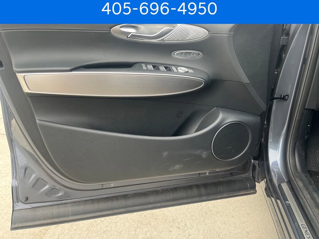 Certified 2026 Genesis GV70 2.5T Select AWD/4WD image 12