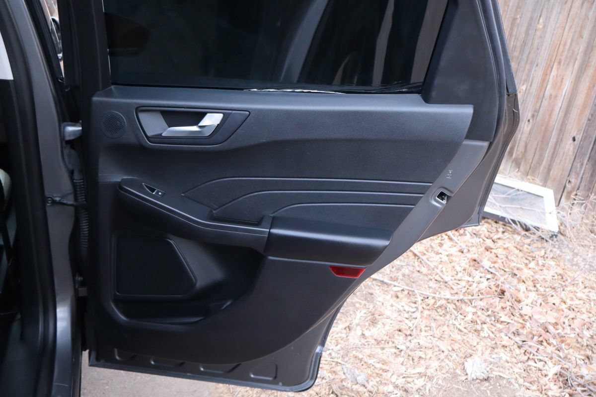 Used 2021 Ford Escape Titanium AWD/4WD image 25