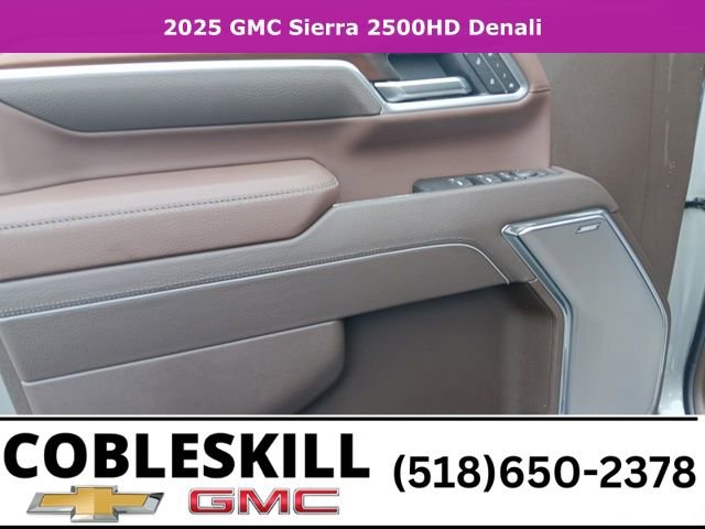 New 2025 GMC Sierra 2500 Denali w/ Denali Reserve Package image 11