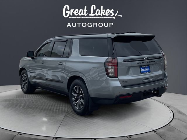 Used 2024 Chevrolet Suburban Z71 w/ Z71 Off-Road Package image 3
