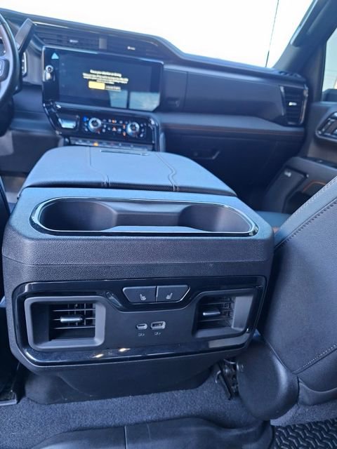 Used 2024 GMC Sierra 2500 AT4 w/ Technology Package AWD/4WD image 36