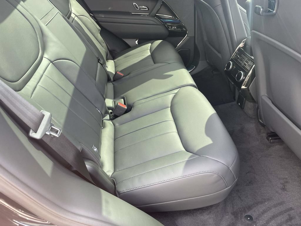 New 2026 Land Rover Range Rover Sport Dynamic SE AWD/4WD image 19