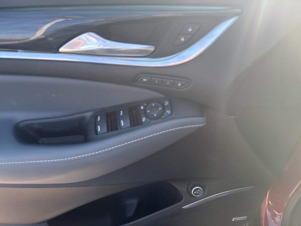 Used 2021 Buick Enclave Premium w/ Sun and Sites Package image 13