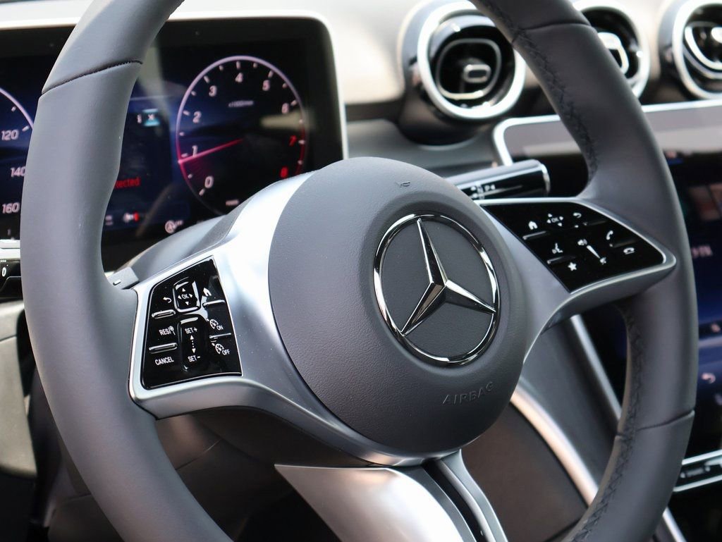 Certified 2025 Mercedes-Benz C 300 4MATIC Sedan image 37