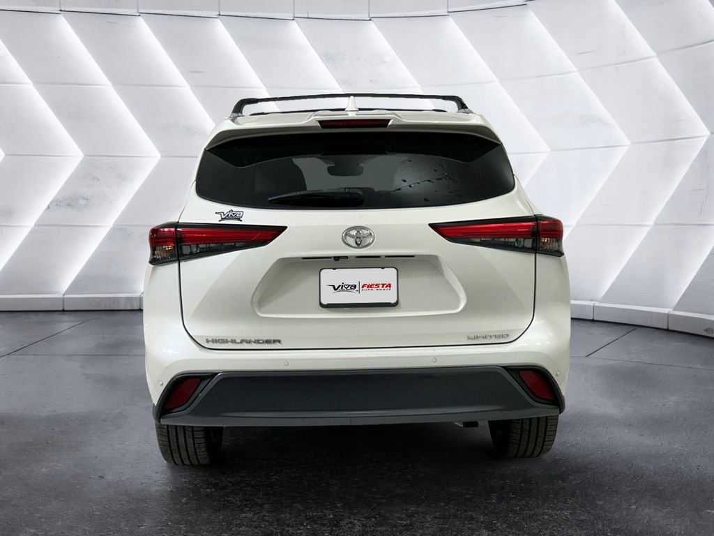 Used 2020 Toyota Highlander Limited FWD image 5