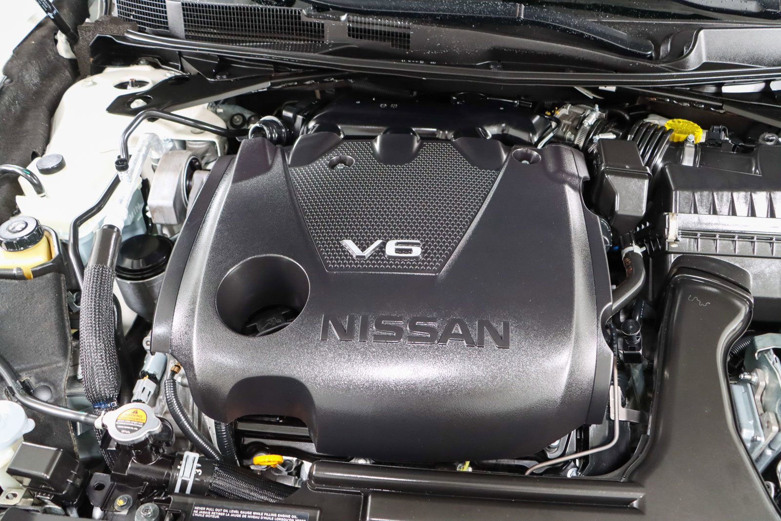 Used 2023 Nissan Maxima SR w/ Sport Mat Group FWD image 30