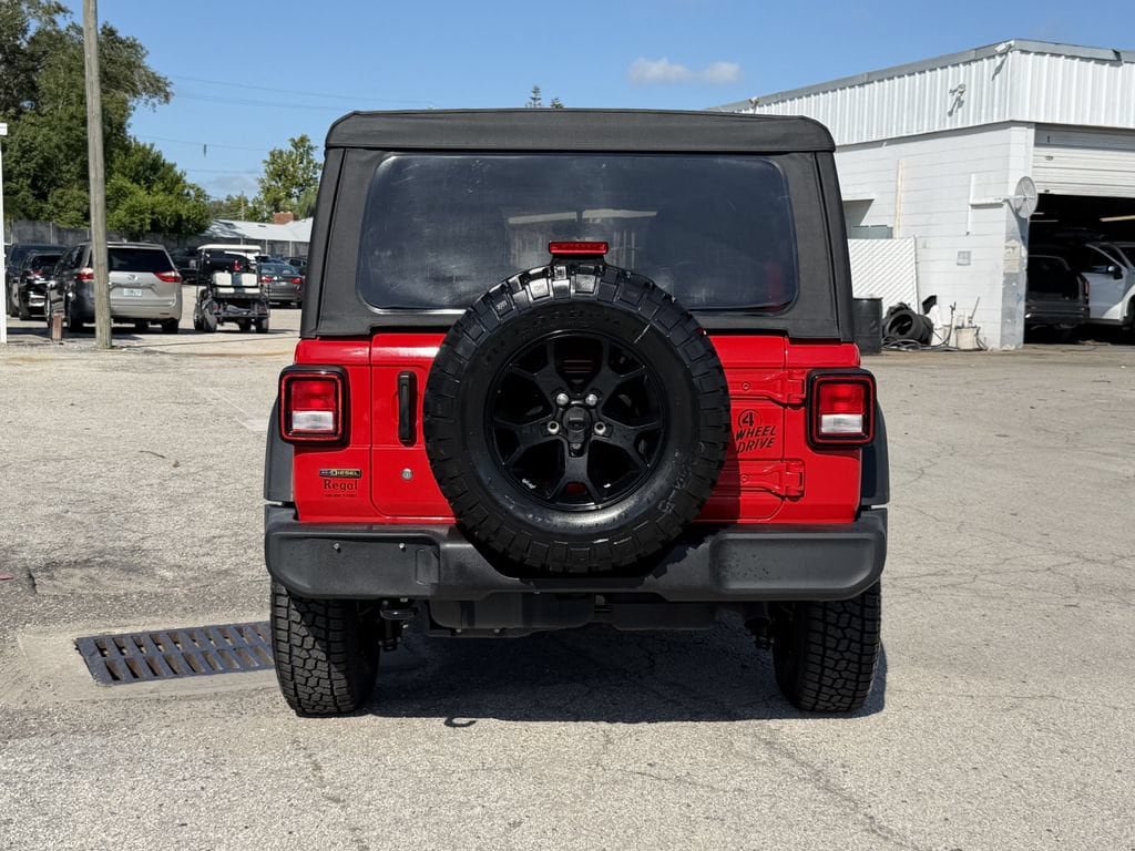 Used 2022 Jeep Wrangler Unlimited Sport AWD/4WD image 6