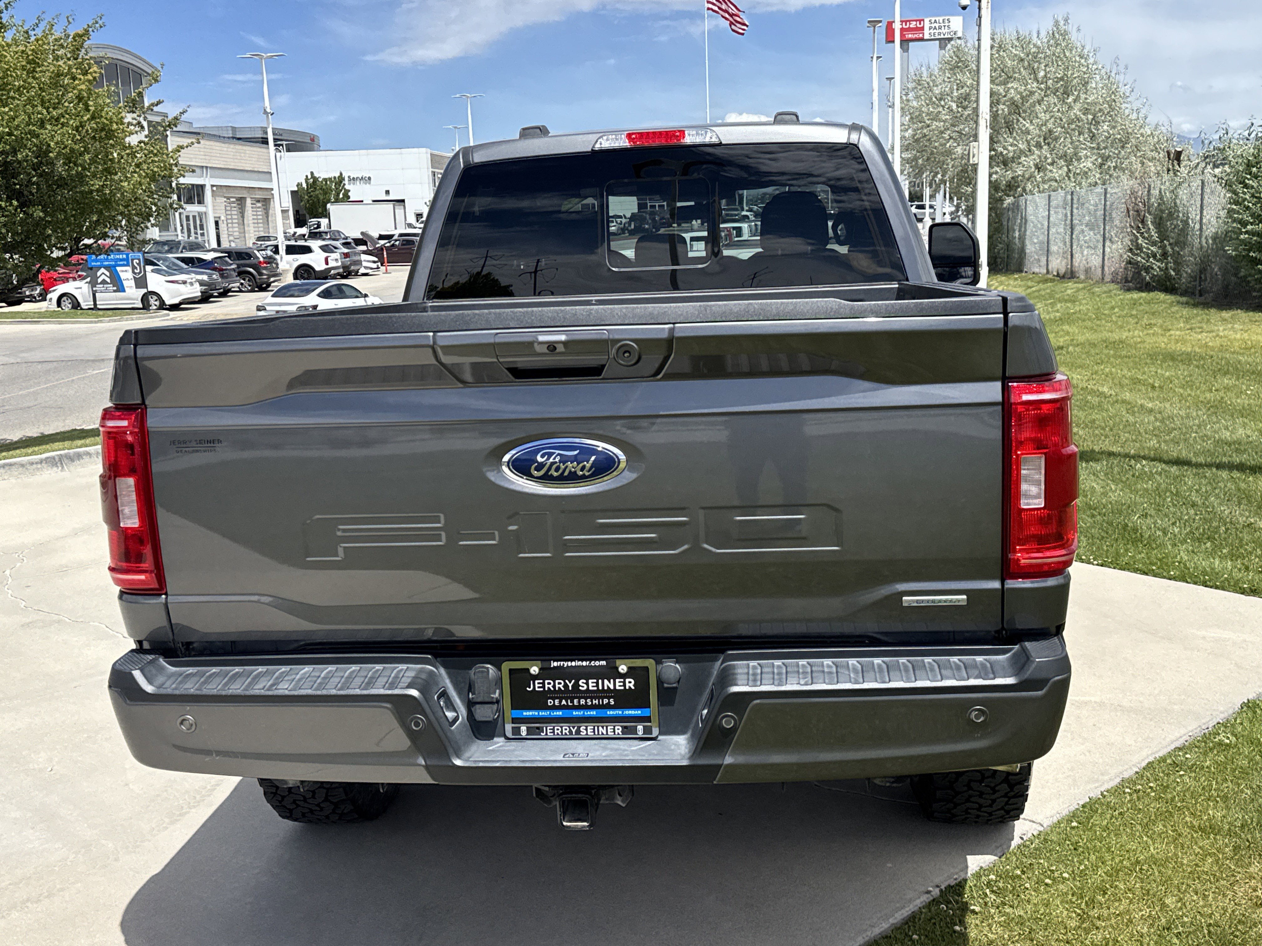 Used 2022 Ford F150 XLT w/ Equipment Group 302A High AWD/4WD image 8