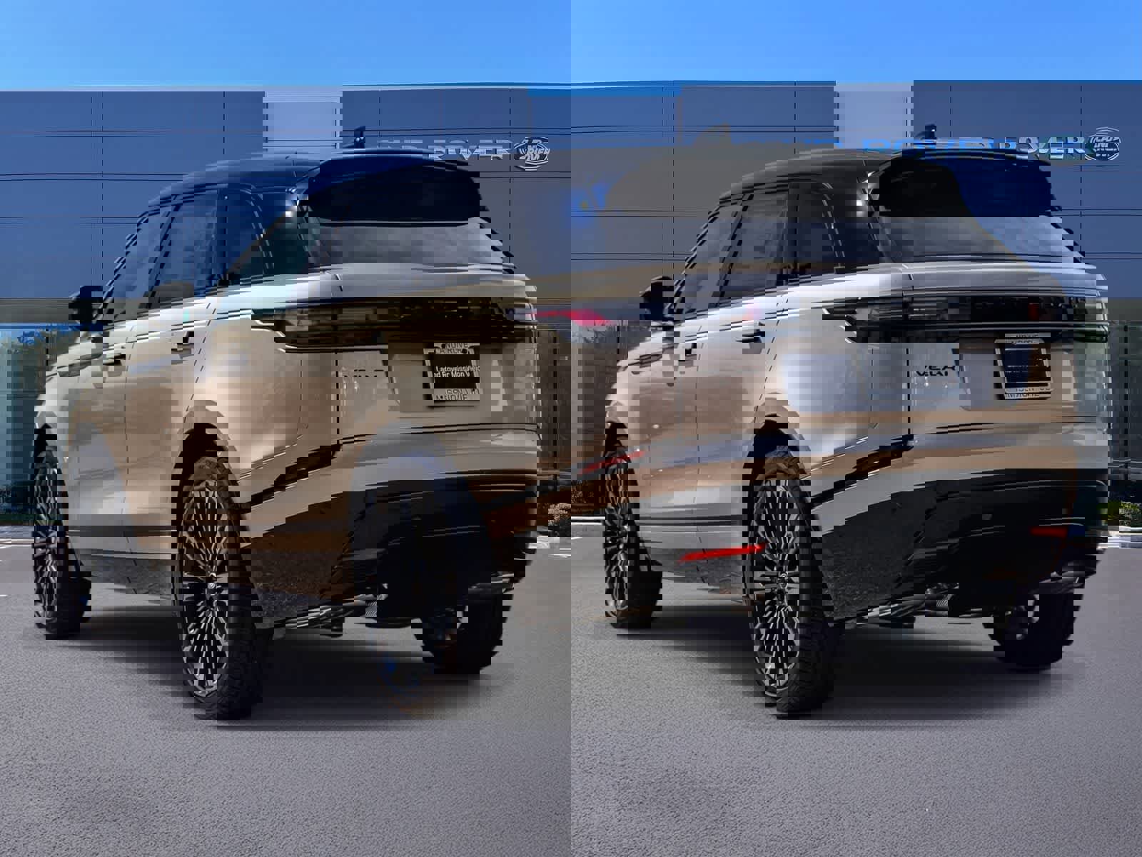 New 2026 Land Rover Range Rover Velar Dynamic SE image 6