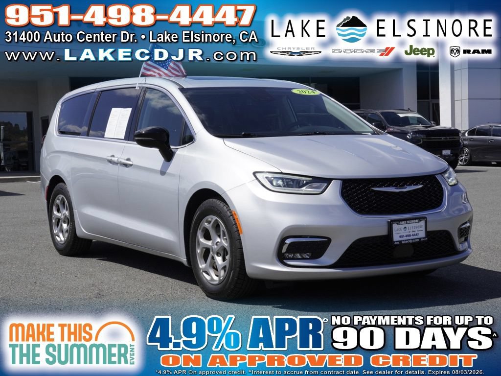 Used 2024 Chrysler Pacifica Limited FWD image 1
