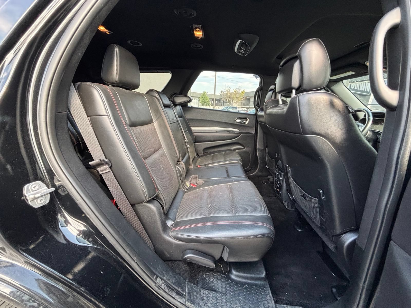 Used 2018 Dodge Durango R/T w/ Technology Group AWD/4WD image 18