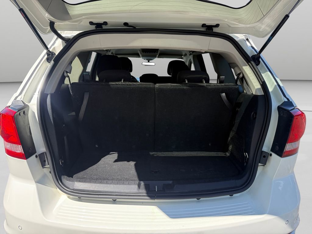 Used 2017 Dodge Journey SXT w/ Safe & Sound Group FWD image 23