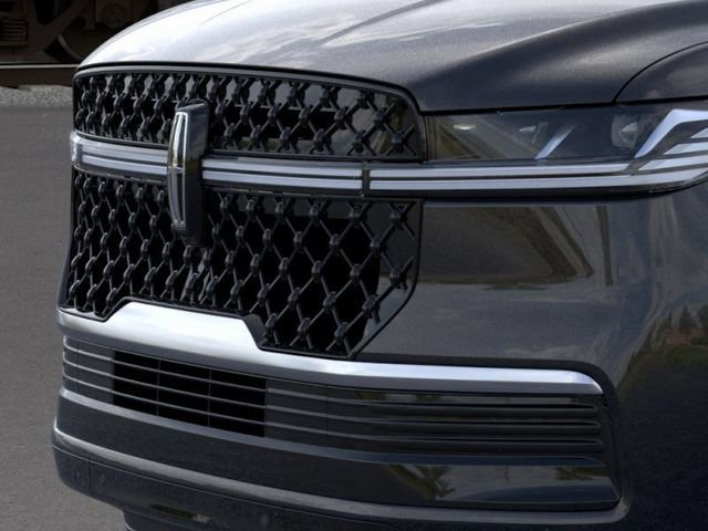 New 2026 Lincoln Navigator Reserve w/ Jet Appearance Package AWD/4WD image 20