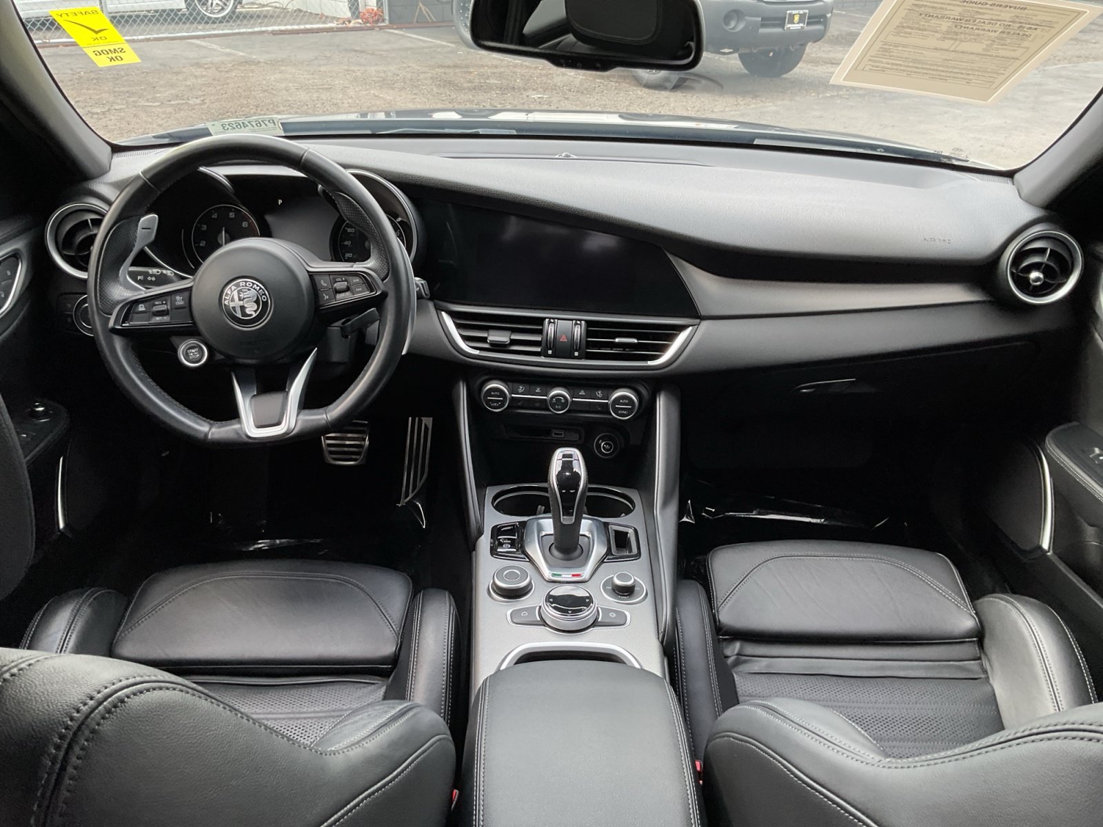 Used 2023 Alfa Romeo Giulia Veloce RWD image 17