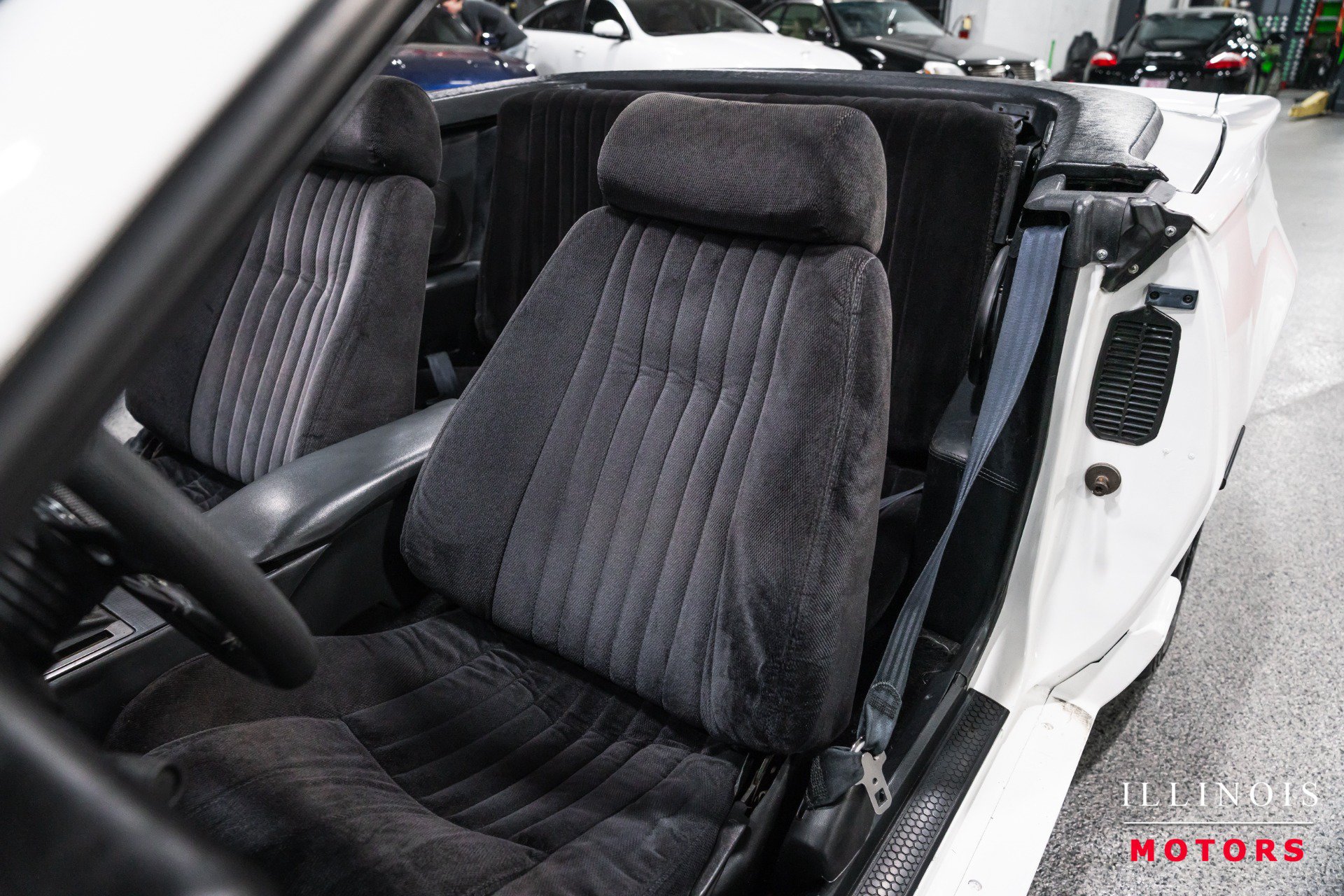 Used 1991 Pontiac Firebird Trans Am RWD image 18