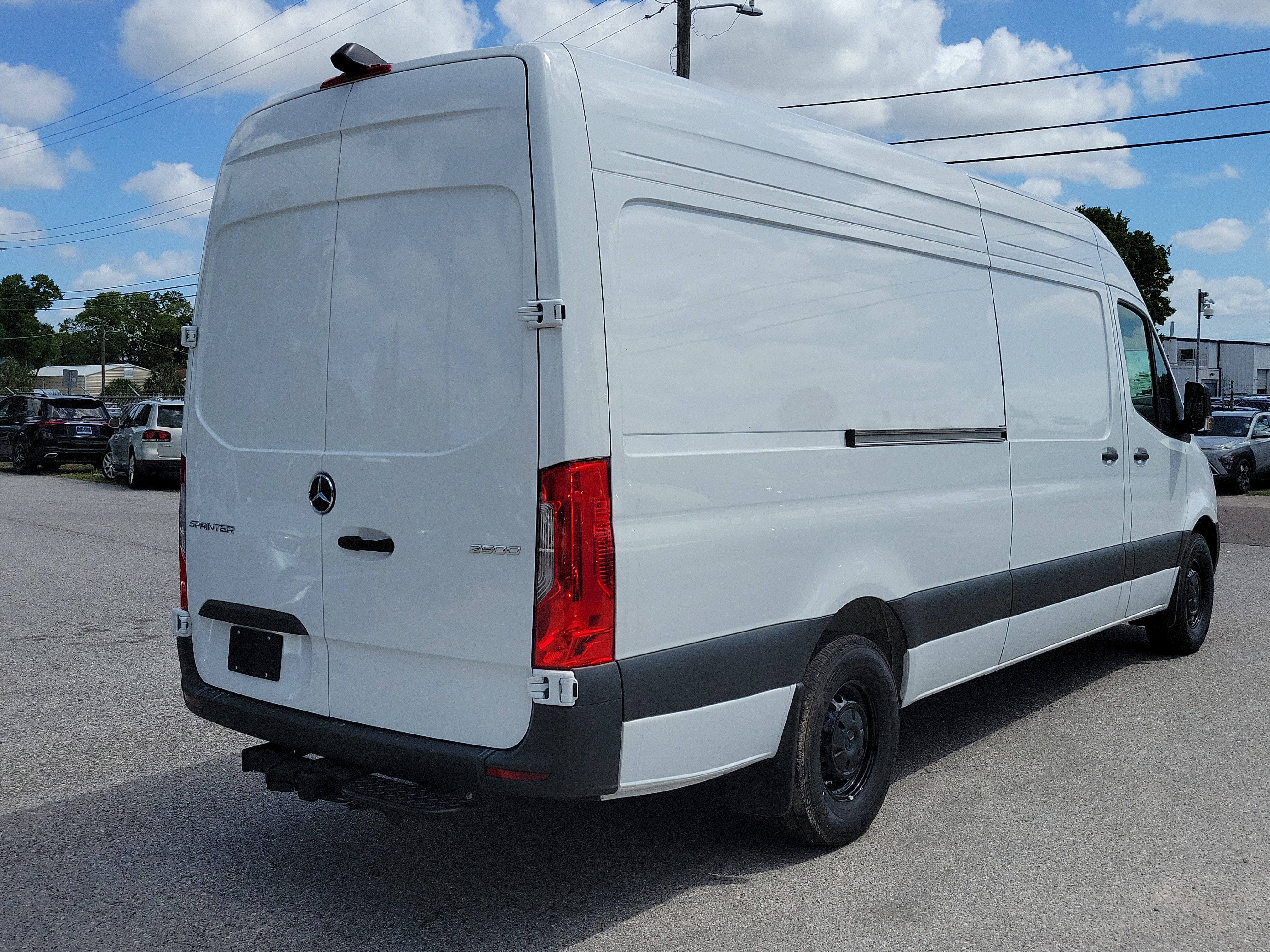 New 2025 Mercedes-Benz Sprinter 2500 image 3