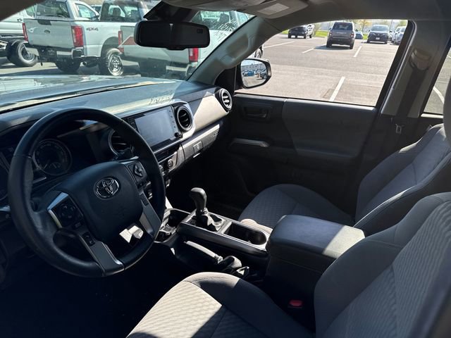 Certified 2023 Toyota Tacoma SR5 AWD/4WD image 17