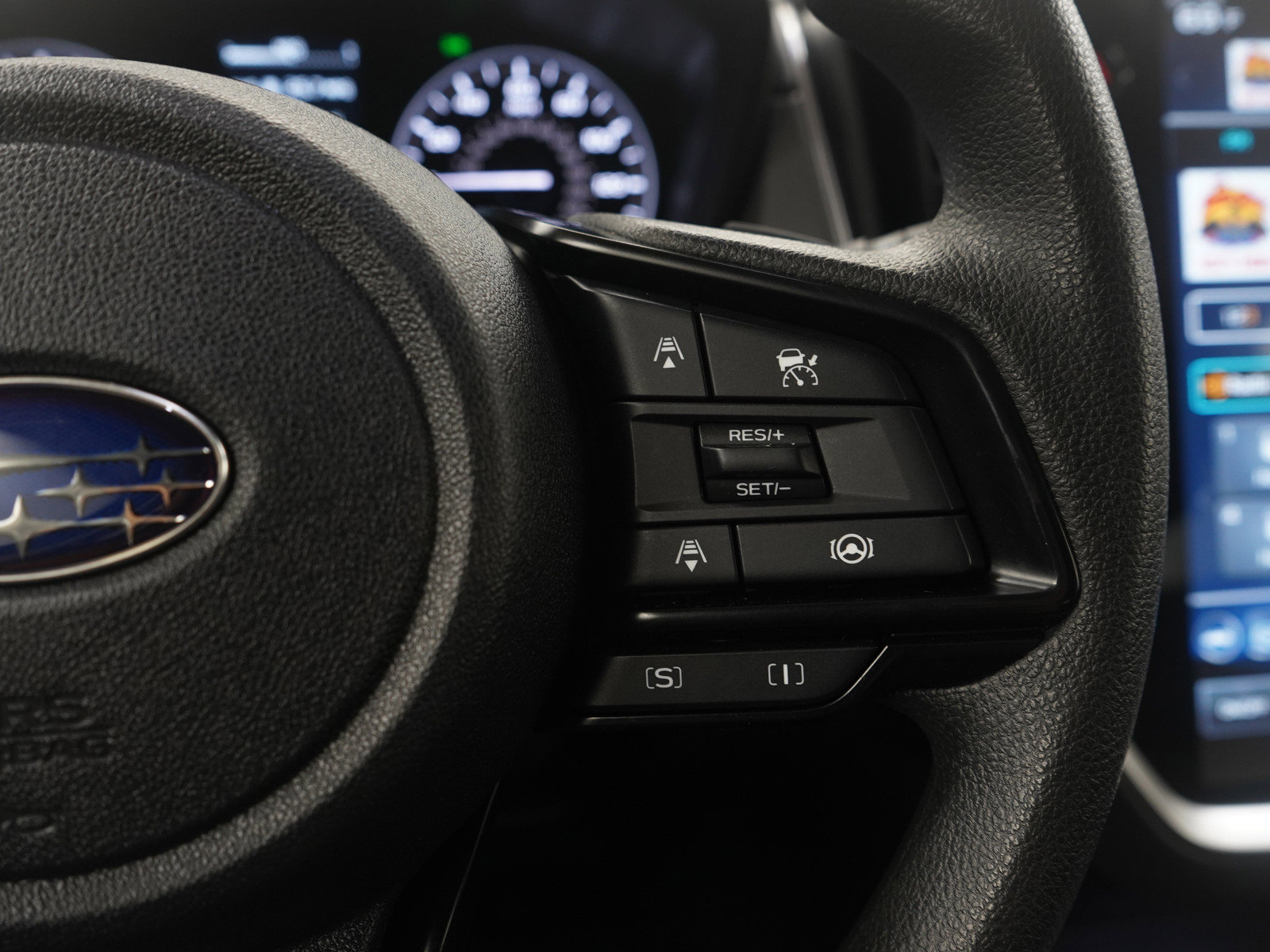 Used 2024 Subaru Crosstrek 2.0i Premium w/ Popular Package #4 image 24