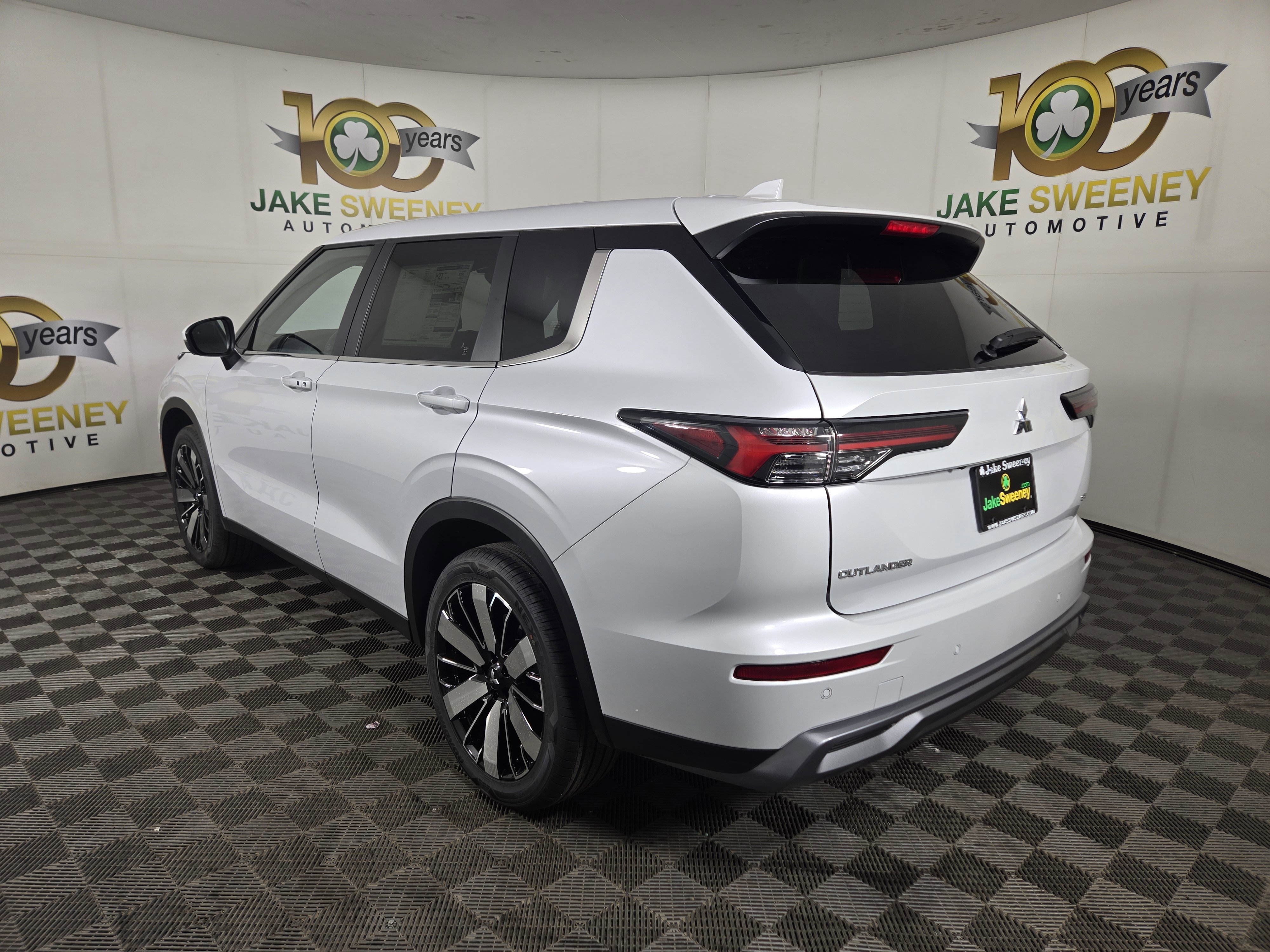 New 2026 Mitsubishi Outlander SE AWD/4WD image 5
