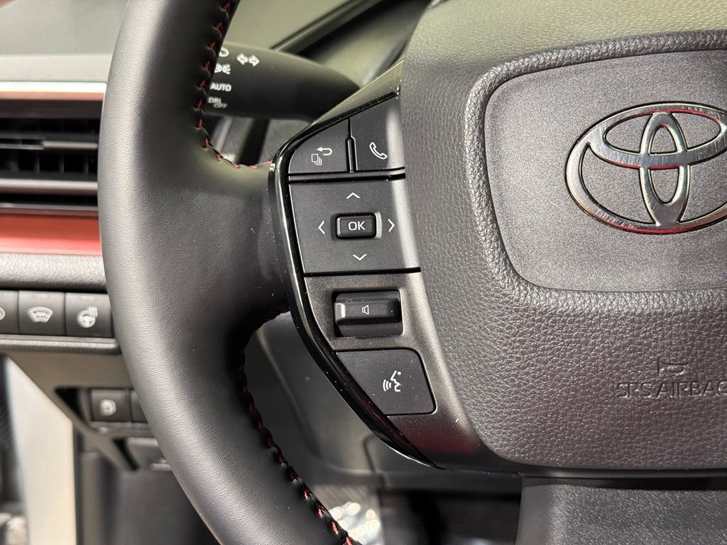 Used 2024 Toyota Prius Prime FWD image 23
