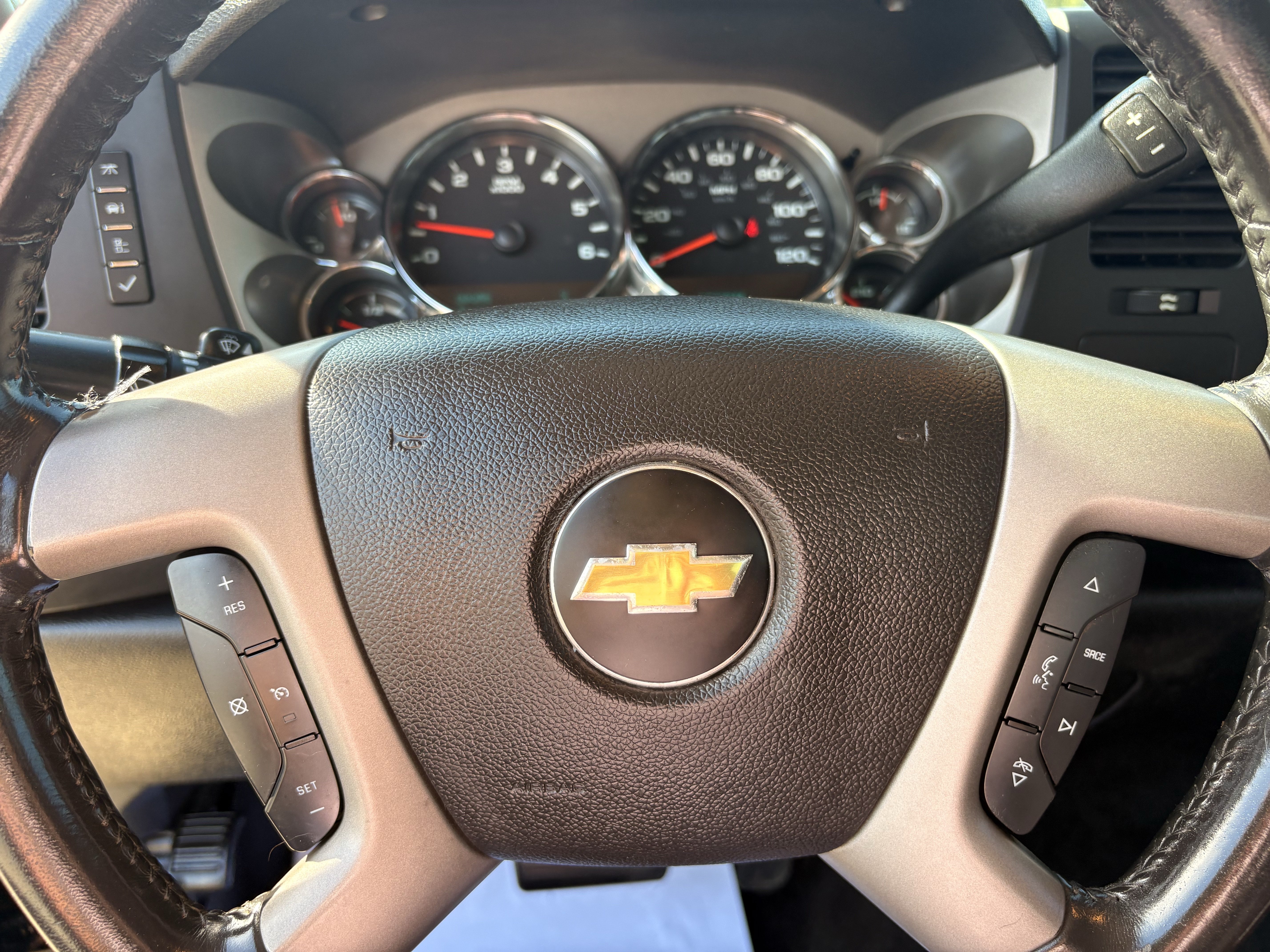 Used 2013 Chevrolet Silverado 1500 LT w/ All-Star Edition AWD/4WD image 12