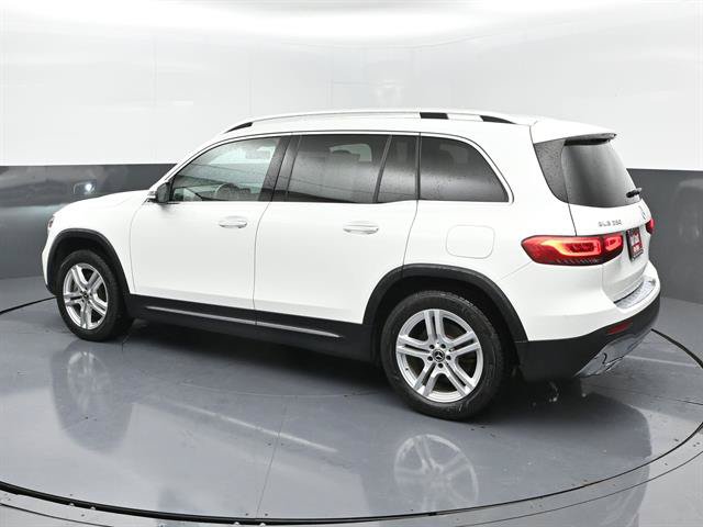 Used 2023 Mercedes-Benz GLB 250 w/ Premium Package image 21