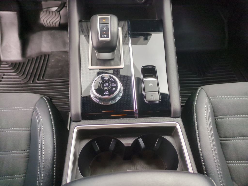 Used 2023 Mitsubishi Outlander SE Black Edition image 13