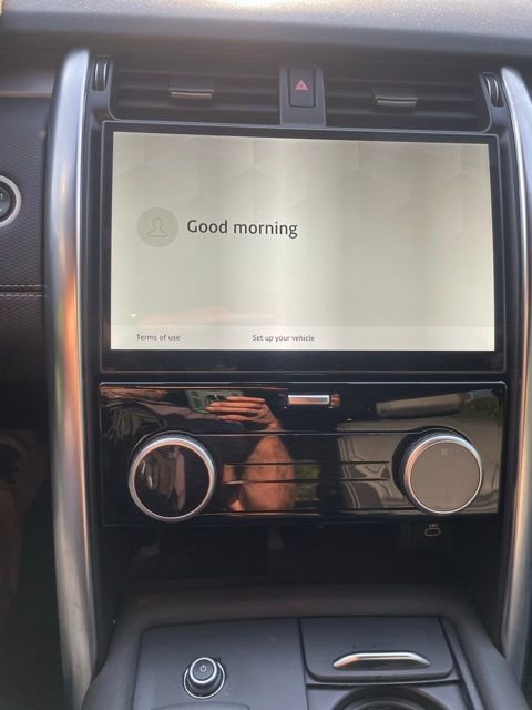 Used 2022 Land Rover Discovery S R-Dynamic image 10