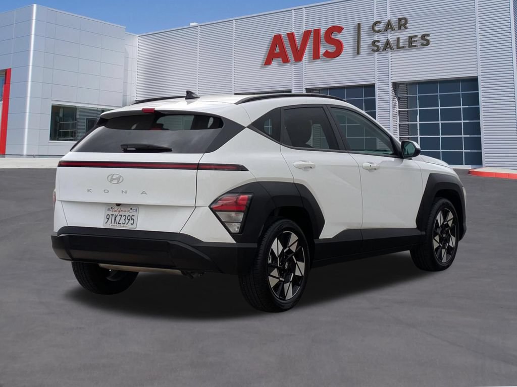 Used 2025 Hyundai Kona SEL FWD image 6