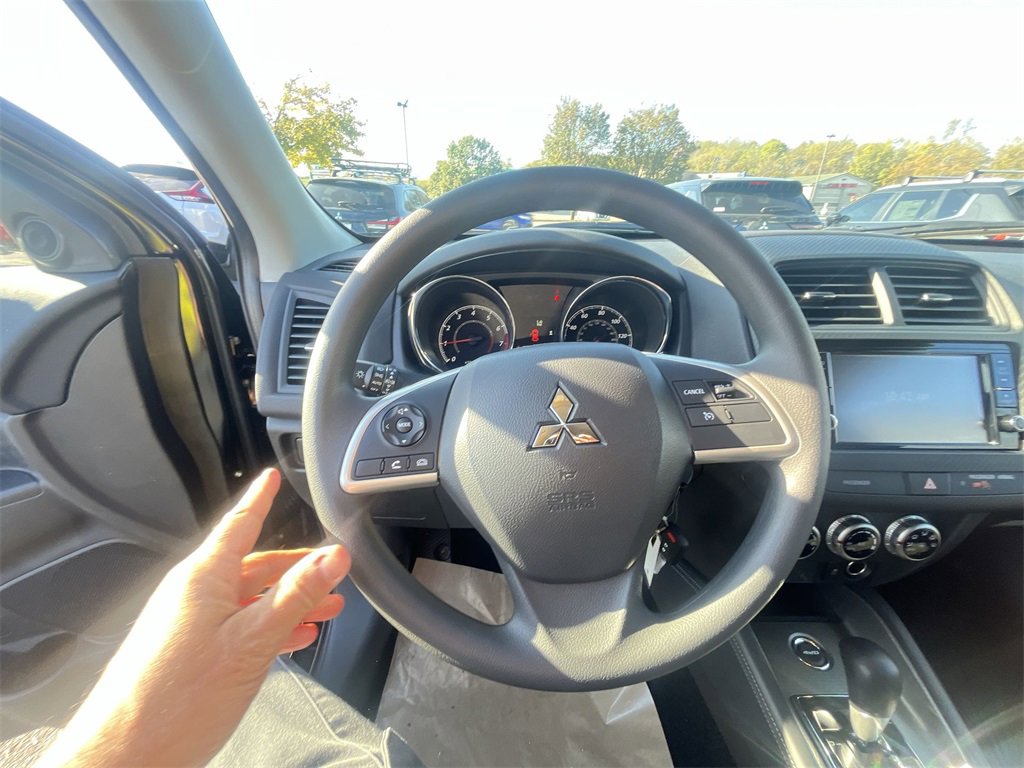 New 2025 Mitsubishi Outlander Sport ES image 14