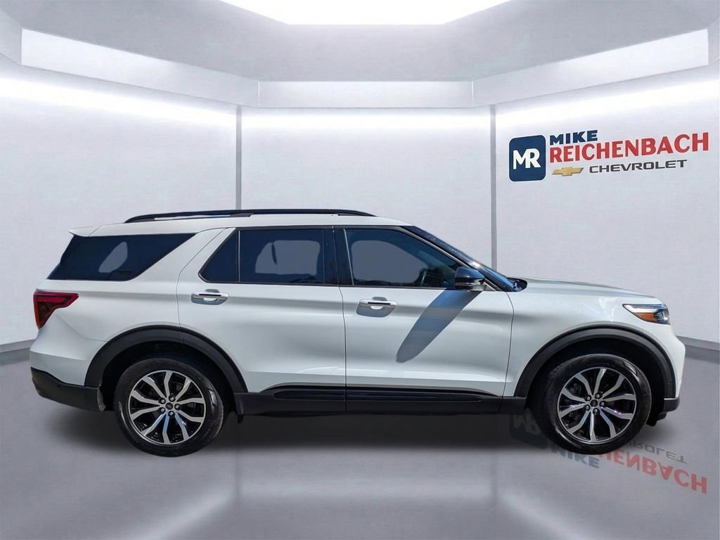 Used 2020 Ford Explorer ST w/ Premium Technology Package image 3