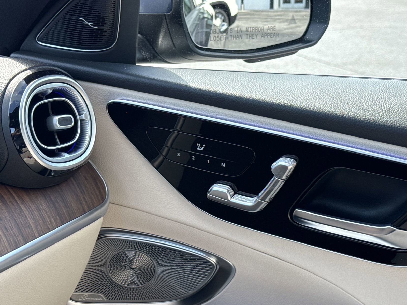 New 2025 Mercedes-Benz C 300 Sedan image 39